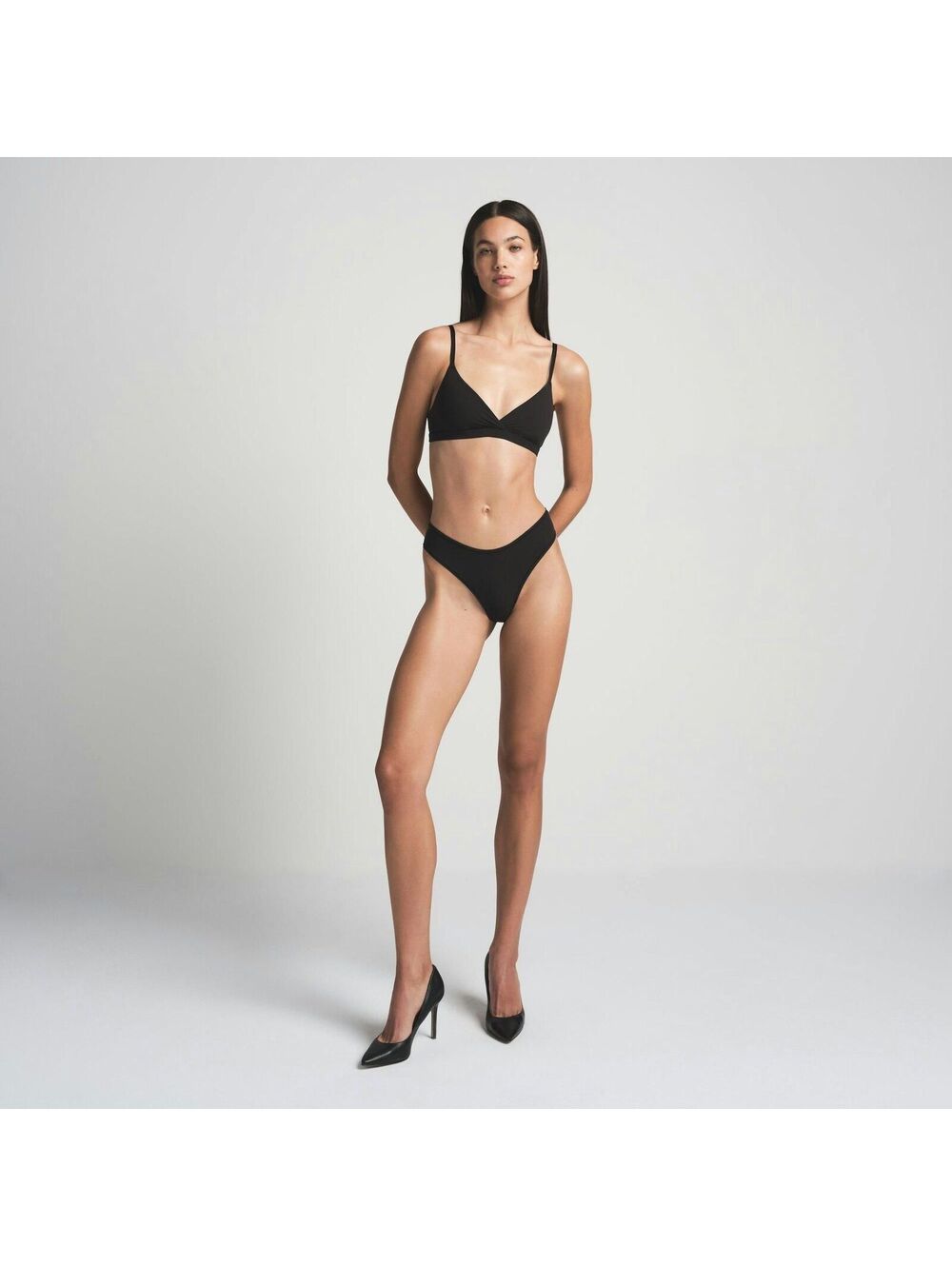 SKIMS NWT Fits Everybody Crossover Bralette - Size S - Picture 1 of 3